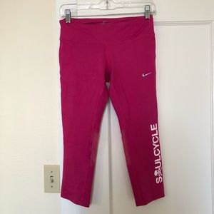 SOULCYCLE x NIKE S hot pink cropped leggings